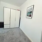Wohnung Mit Balkon Im Herzen Hannovers